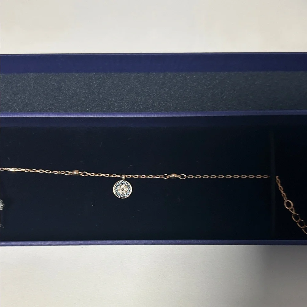 PERFECT 4 VALENTINES - BN NEVER WORN Swarovski Rose Gld Bracelet w/ 🧿 Charm - Picture 1 of 5